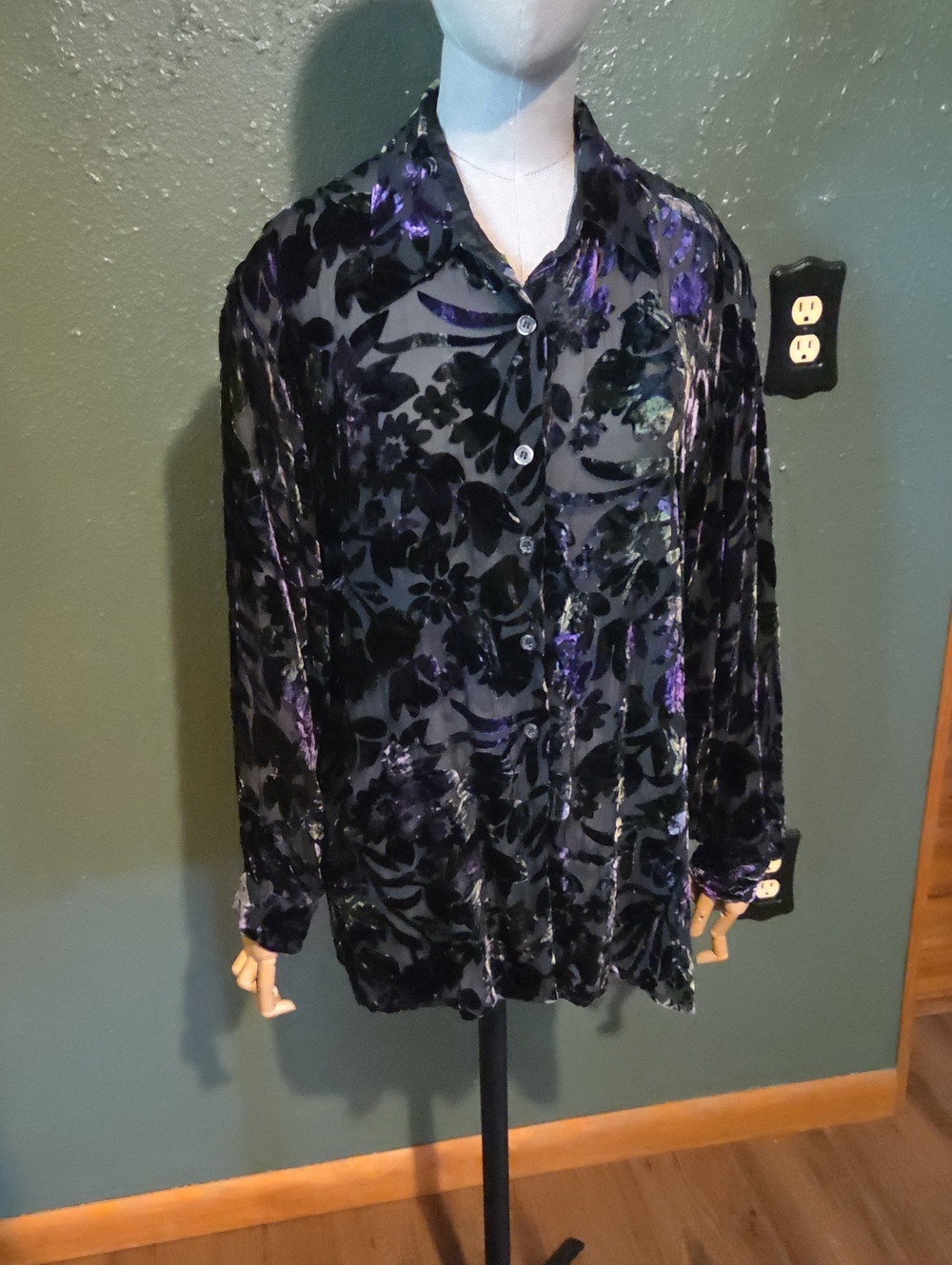 Purple/green Floral Burn Out Velvet Button Up